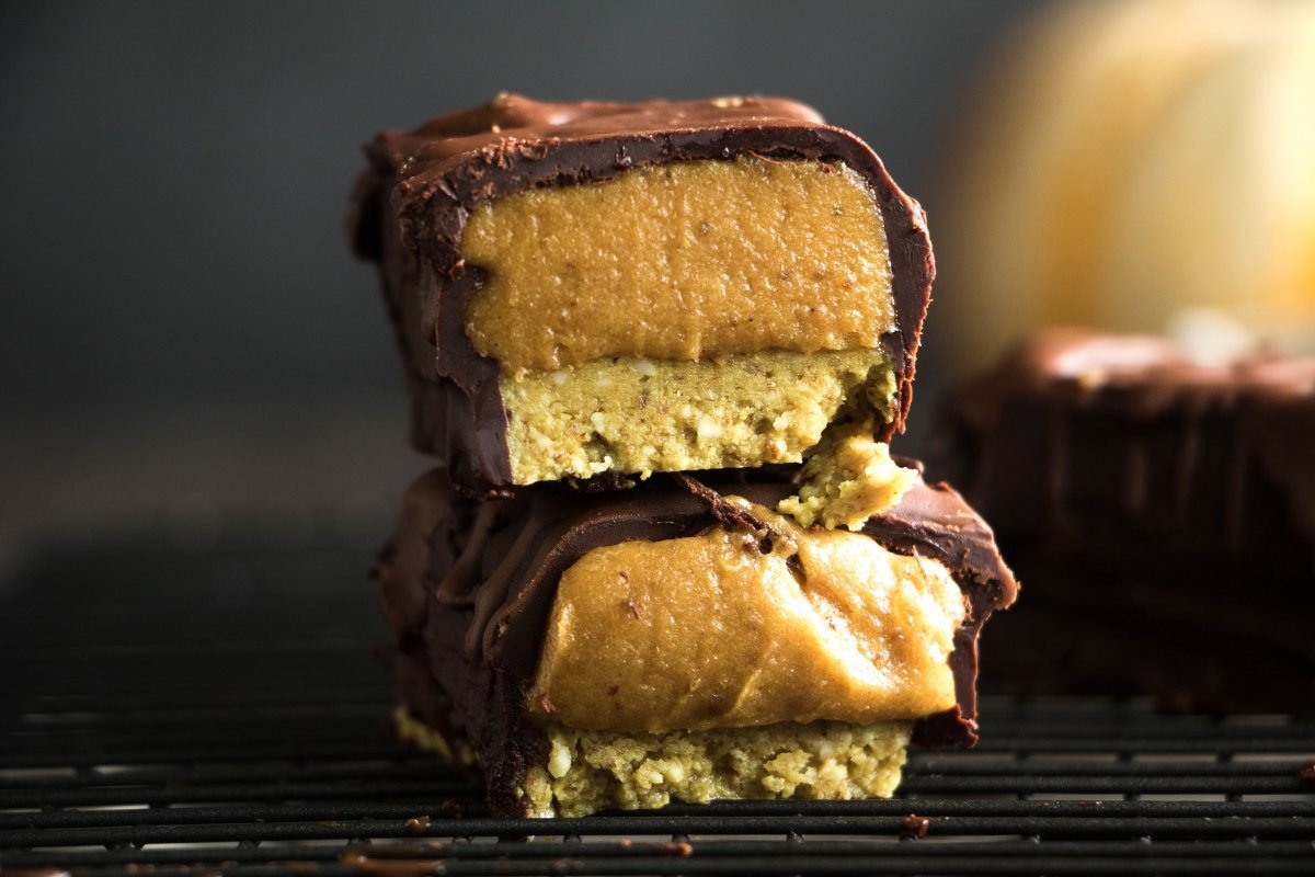 PUMPKIN SPICE TWIX BARS